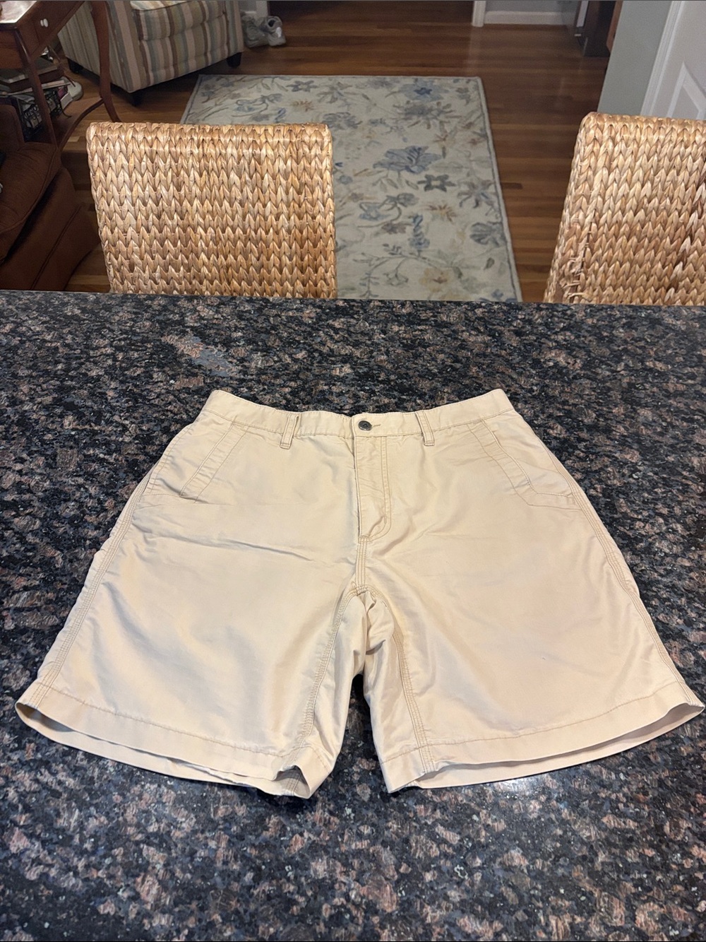 Mountain Khakis shorts